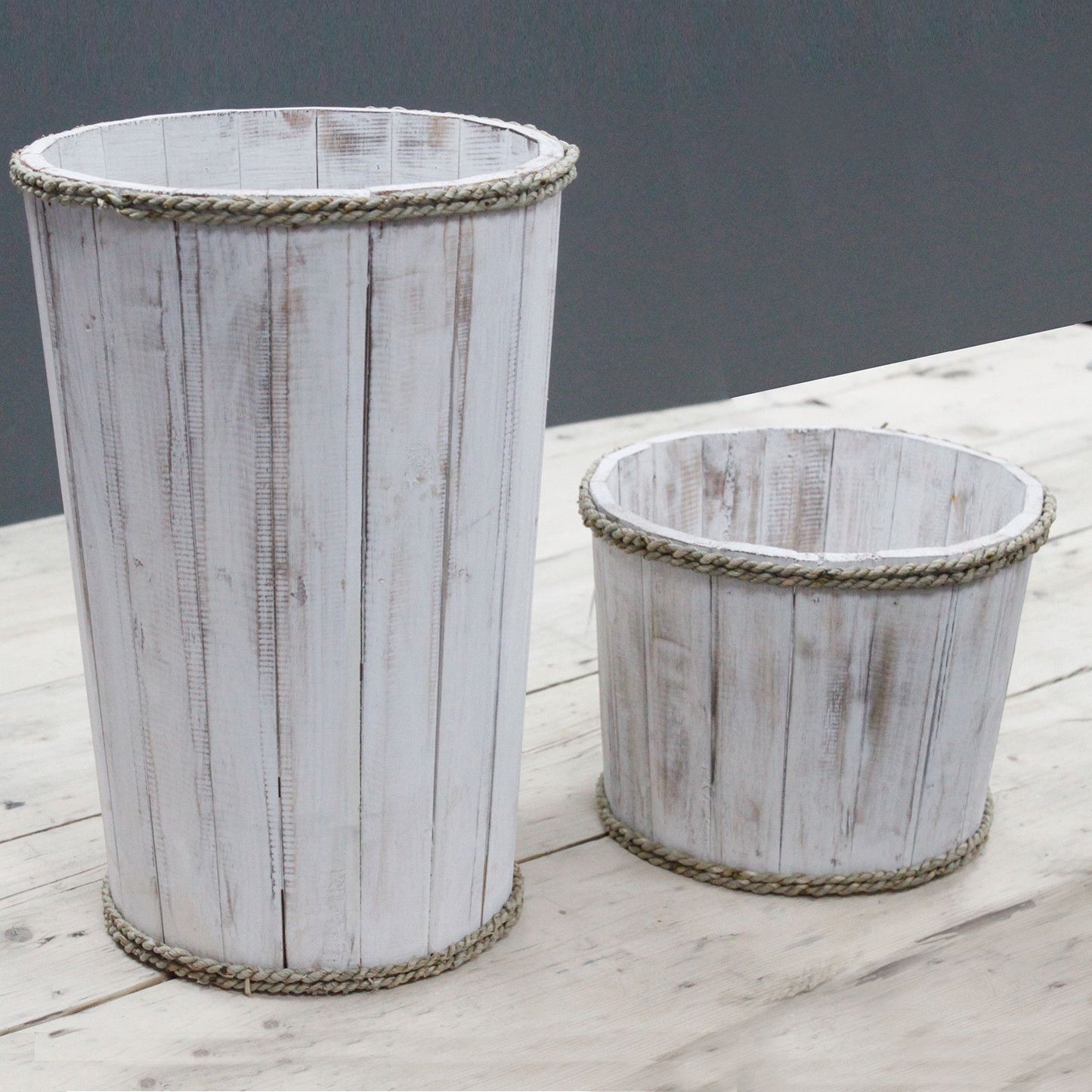 Small Wooden Storage Tub – Whitewash