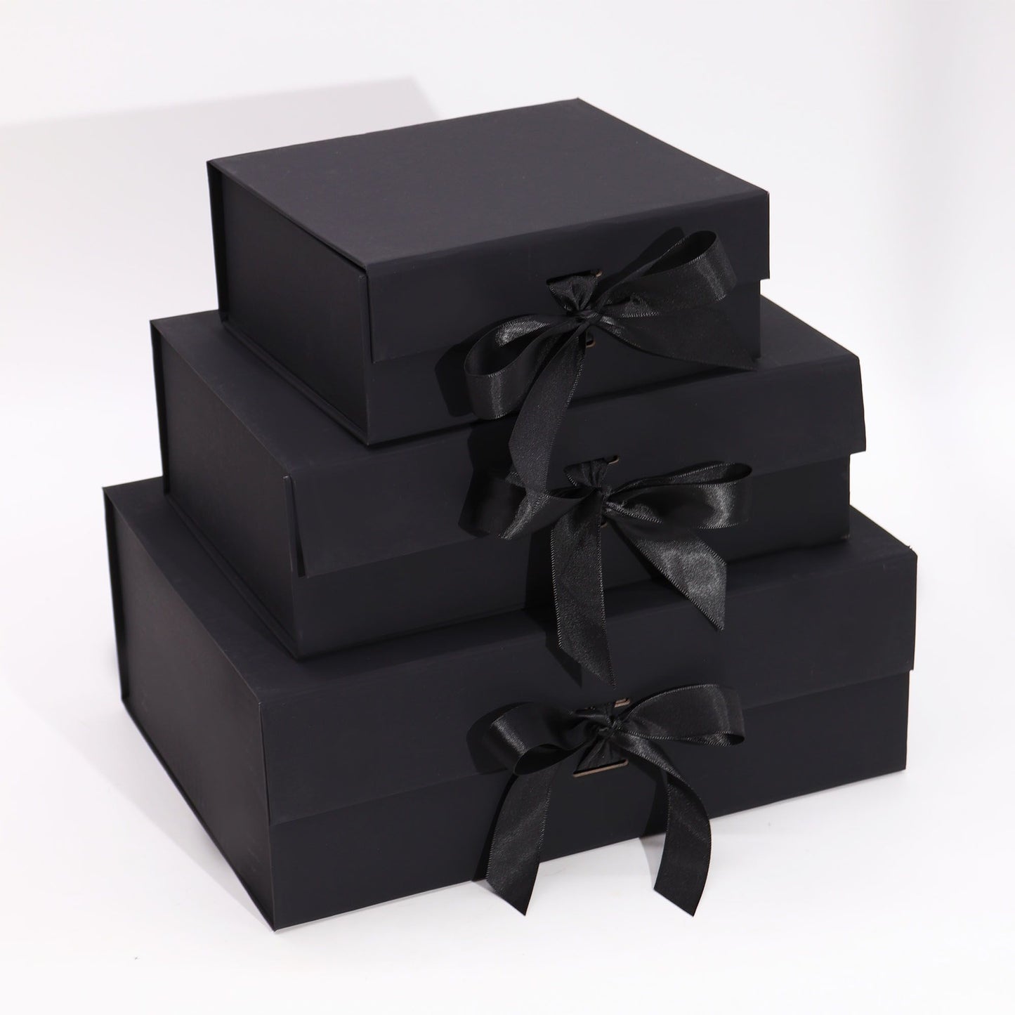 Flat Pack Gift Box - Large  (28.2x20.2x9.2cm) - Black