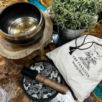 Hand Beaten & Engraved Singing Bowl Gift Set - 14cm - Lotus Flower